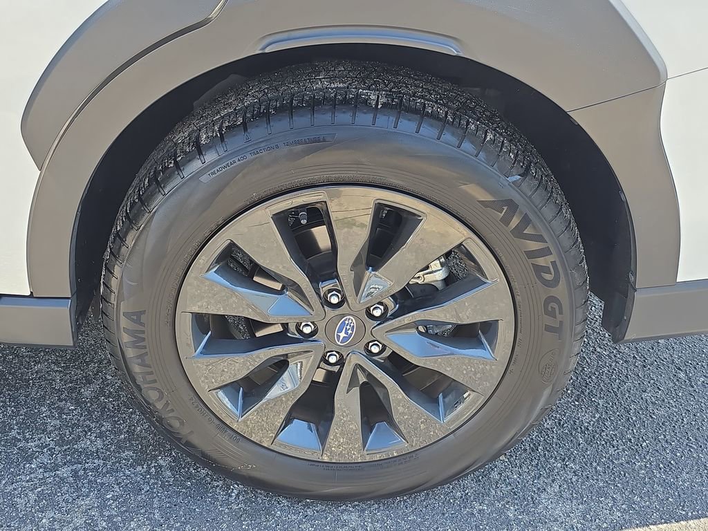 Certified 2025 Subaru Outback Onyx Edition AWD/4WD image 29