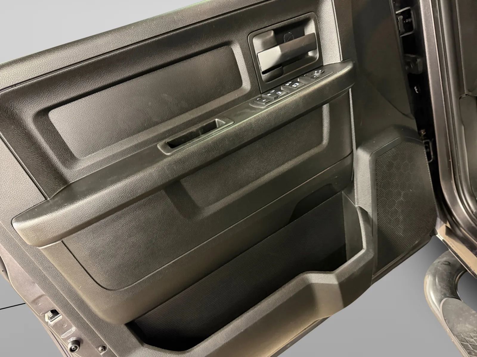 Used 2019 RAM 1500 Express image 16