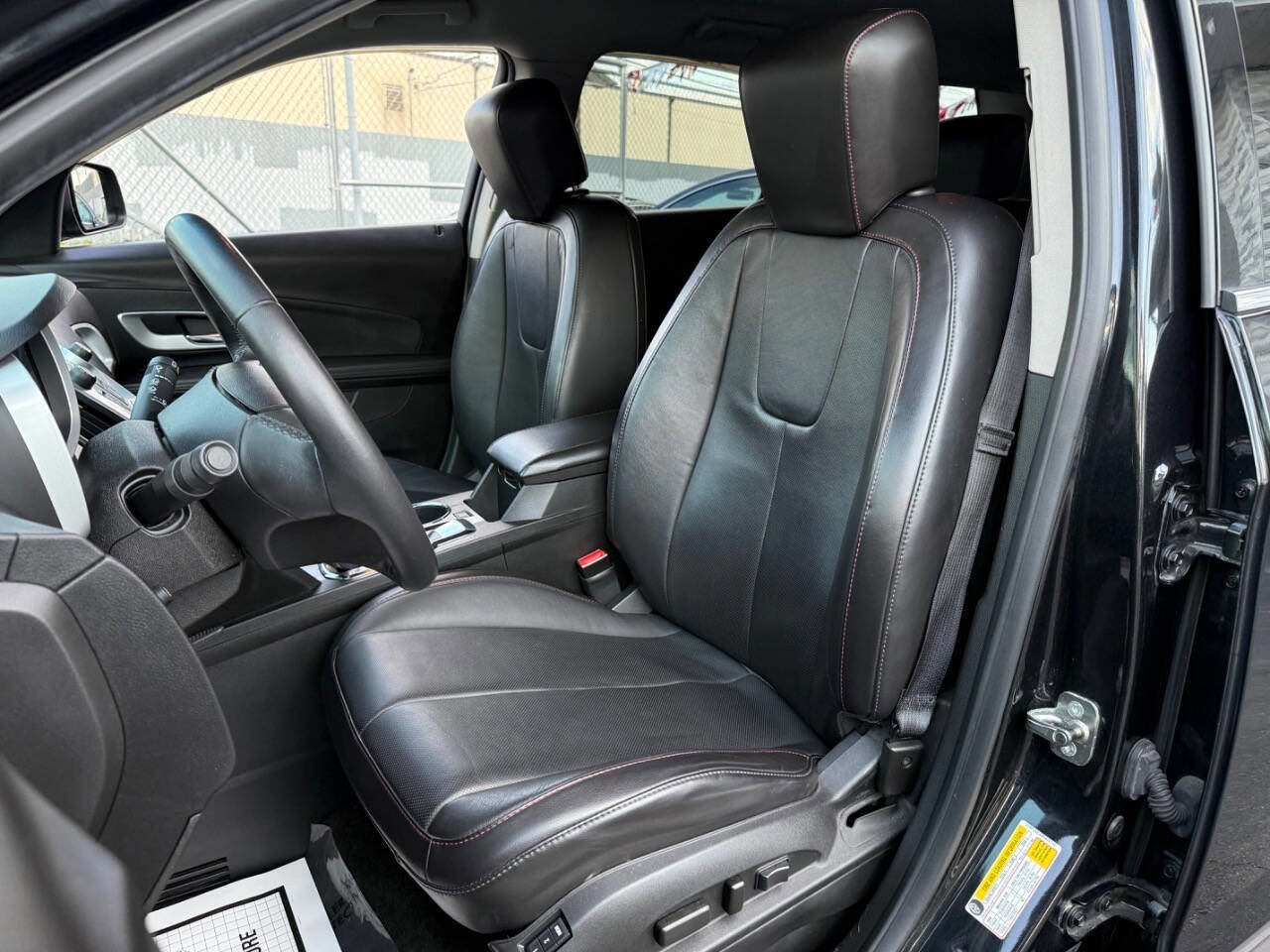 Used 2011 Chevrolet Equinox LTZ image 11