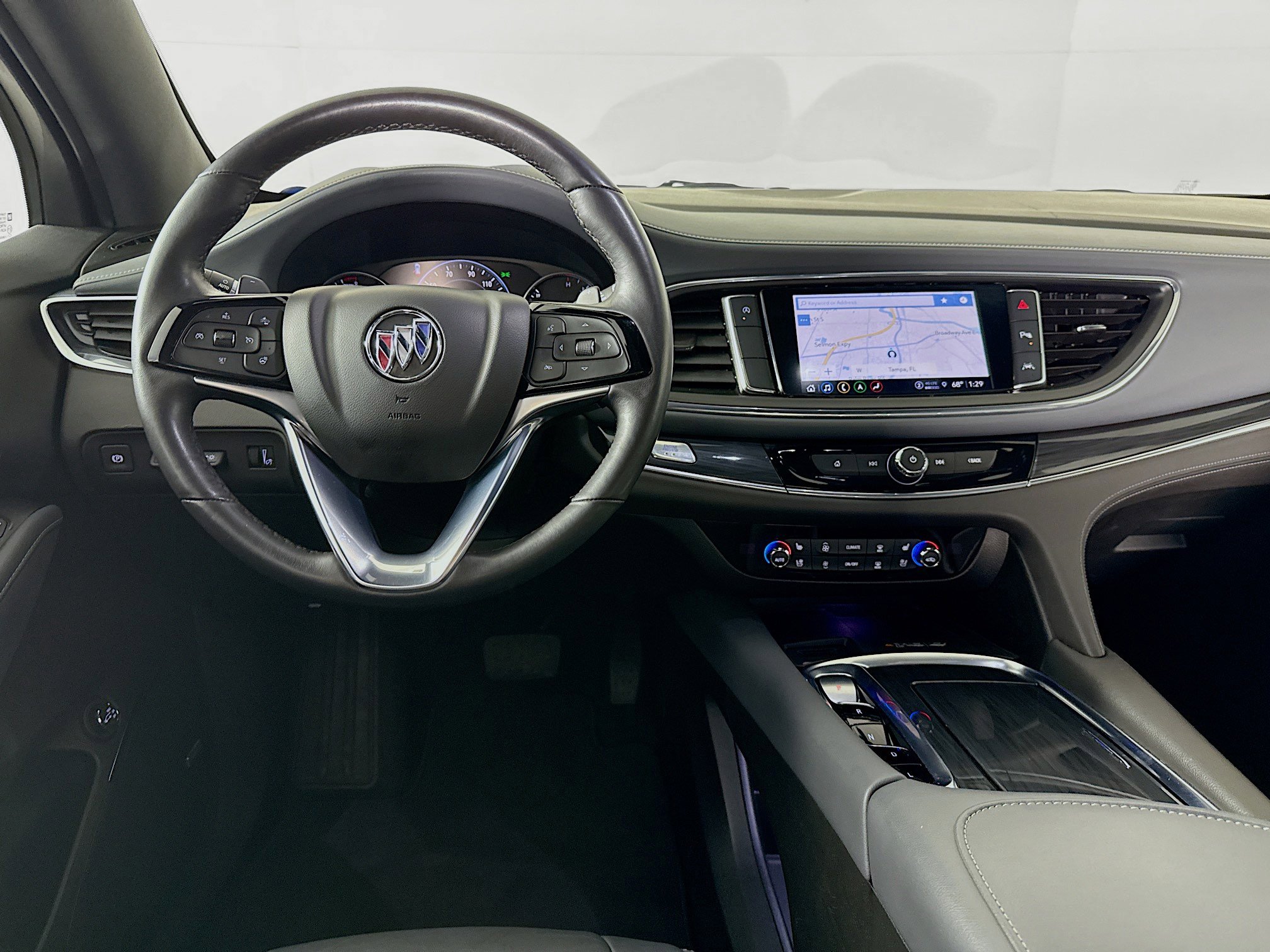 Used 2024 Buick Enclave Premium image 27