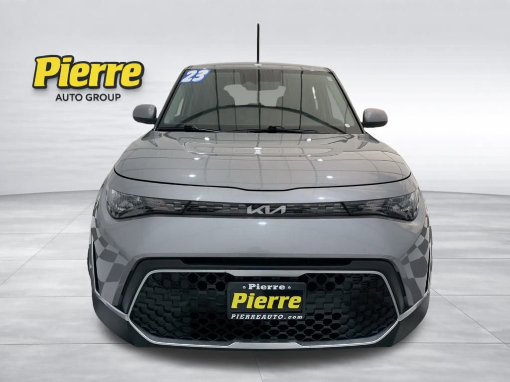 Used 2023 Kia Soul LX image 7