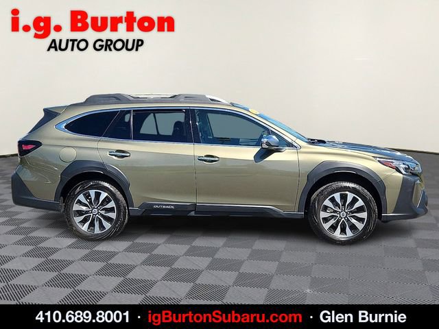Certified 2025 Subaru Outback Touring AWD/4WD image 7