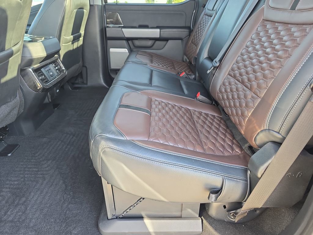 Used 2024 Ford F250 Lariat w/ Lariat Ultimate Package AWD/4WD image 15