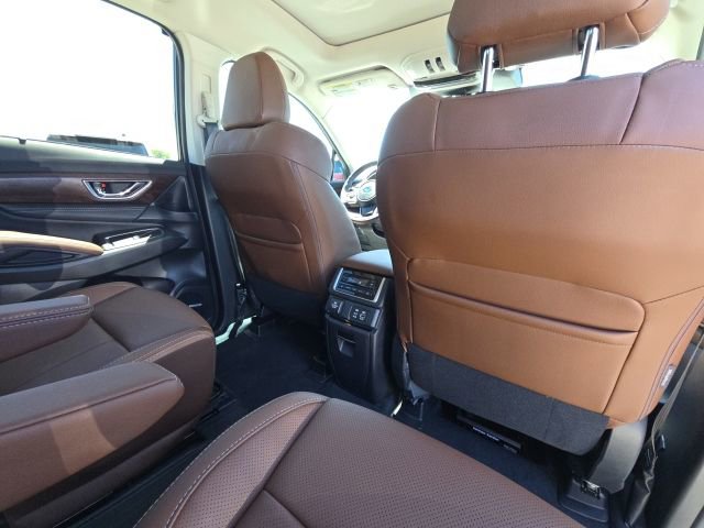 Used 2024 Subaru Ascent Touring w/ Popular Package #2 AWD/4WD image 18