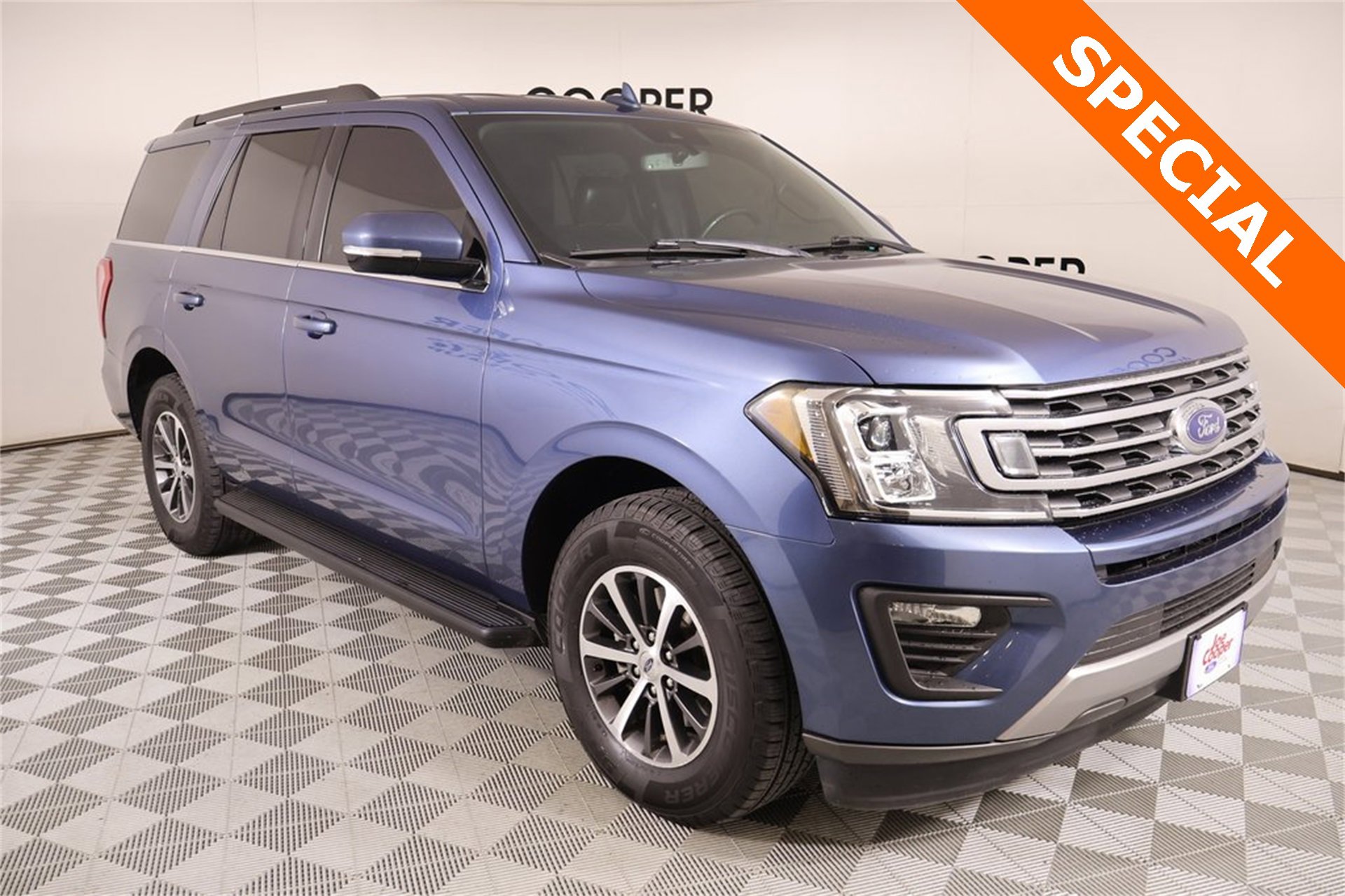 Used 2020 Ford Expedition XLT w/ Equipment Group 201A