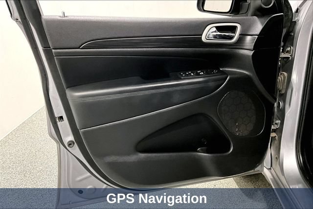 Used 2021 Jeep Grand Cherokee Altitude AWD/4WD image 26