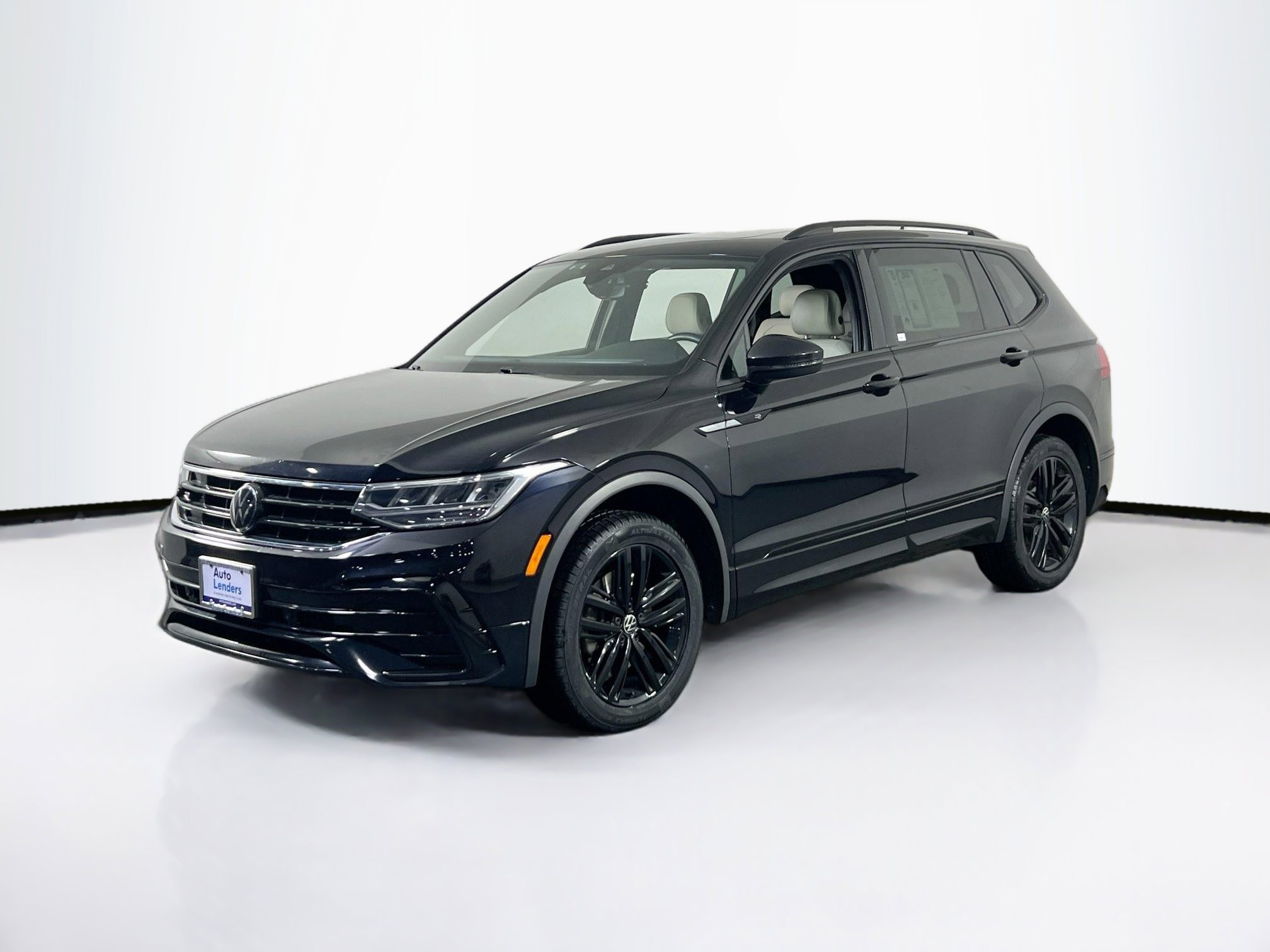 Used 2022 Volkswagen Tiguan SE R-Line