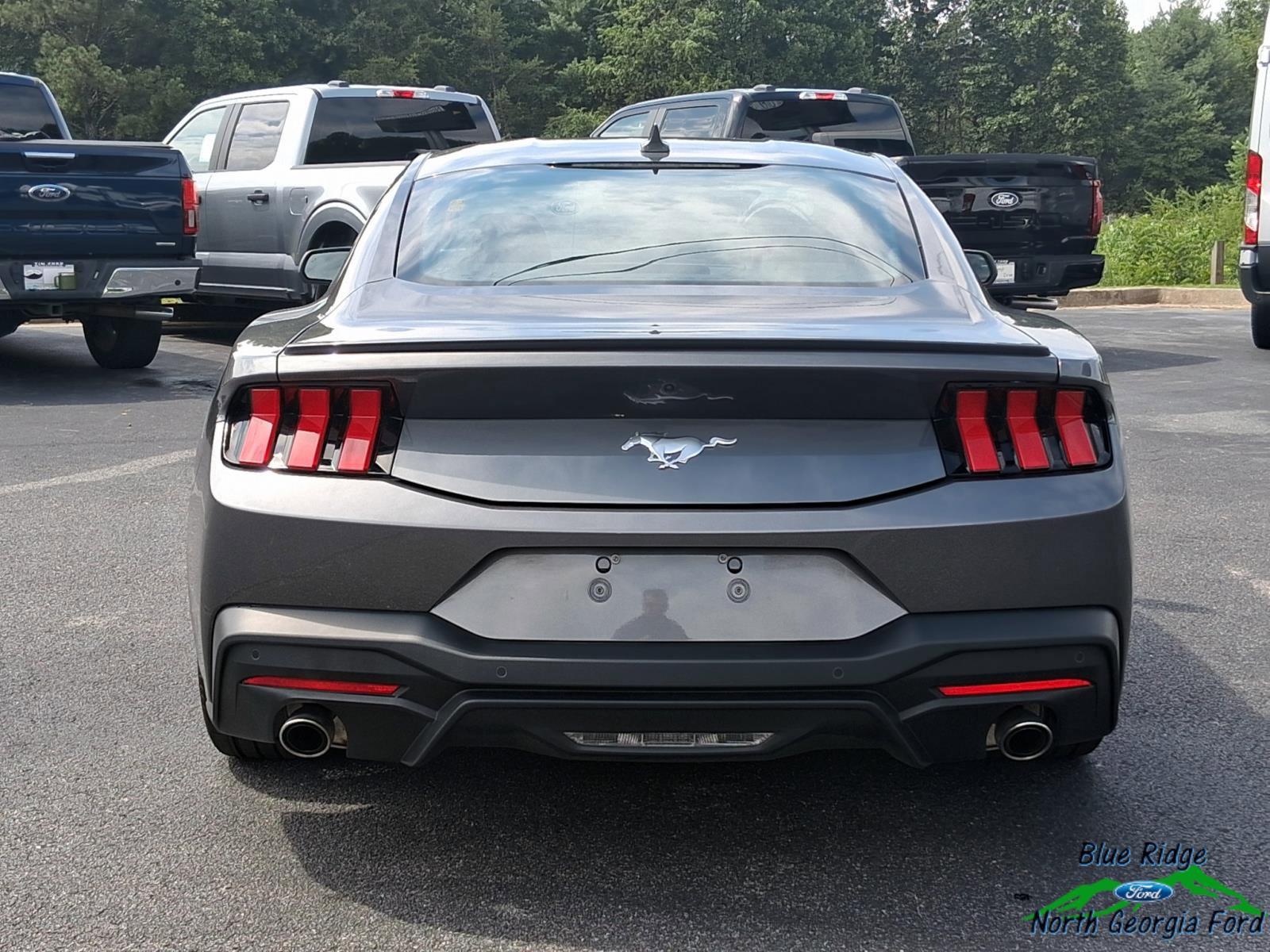 Used 2024 Ford Mustang Premium image 4
