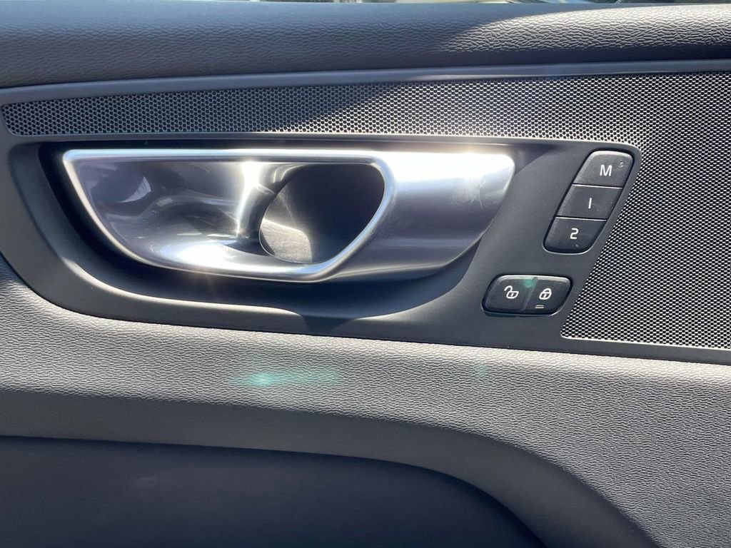 New 2026 Volvo XC60 B5 Plus w/ Protection Package Premier image 8