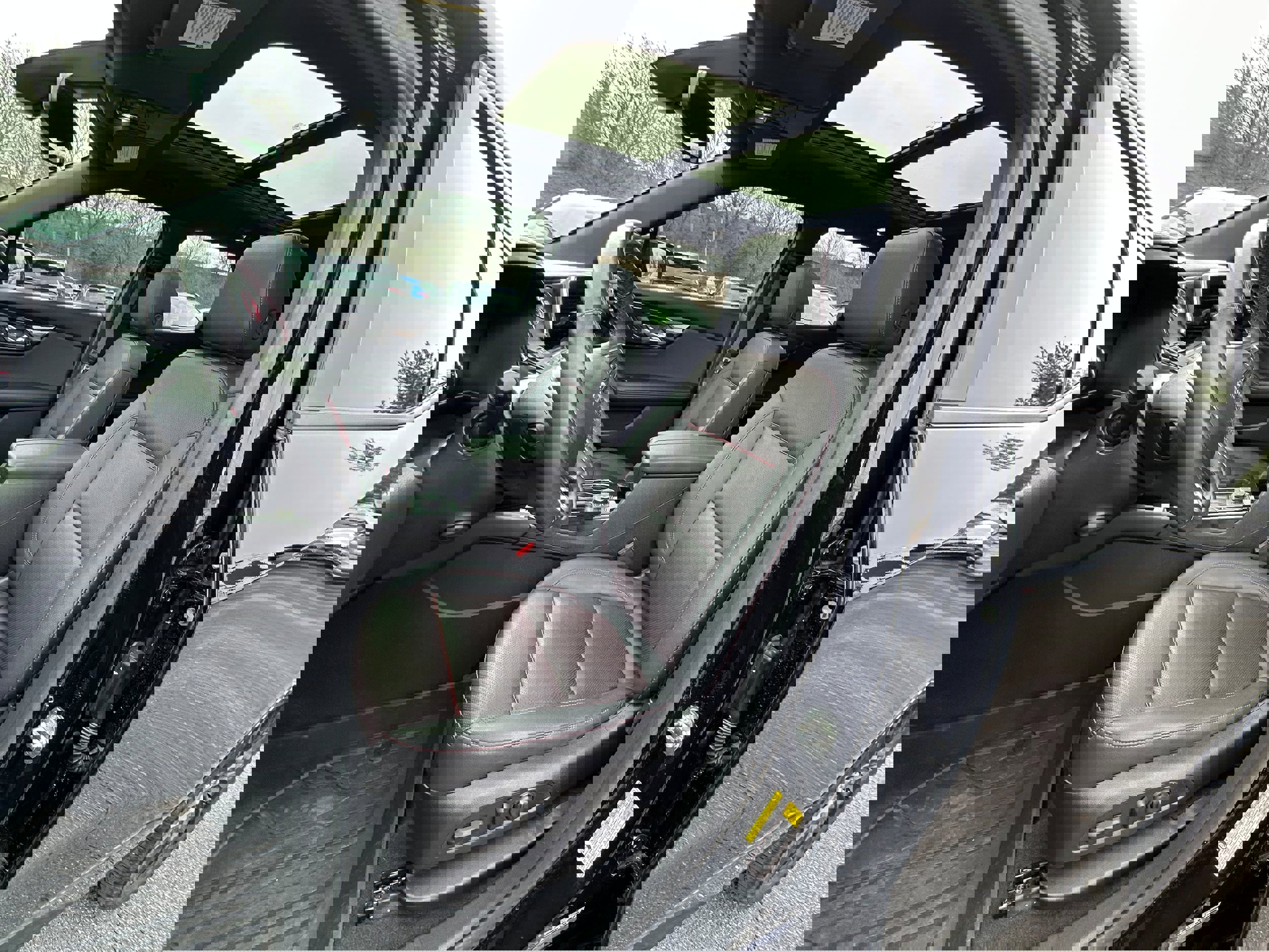 Used 2022 Chevrolet Blazer RS w/ Enhanced Convenience Package image 27