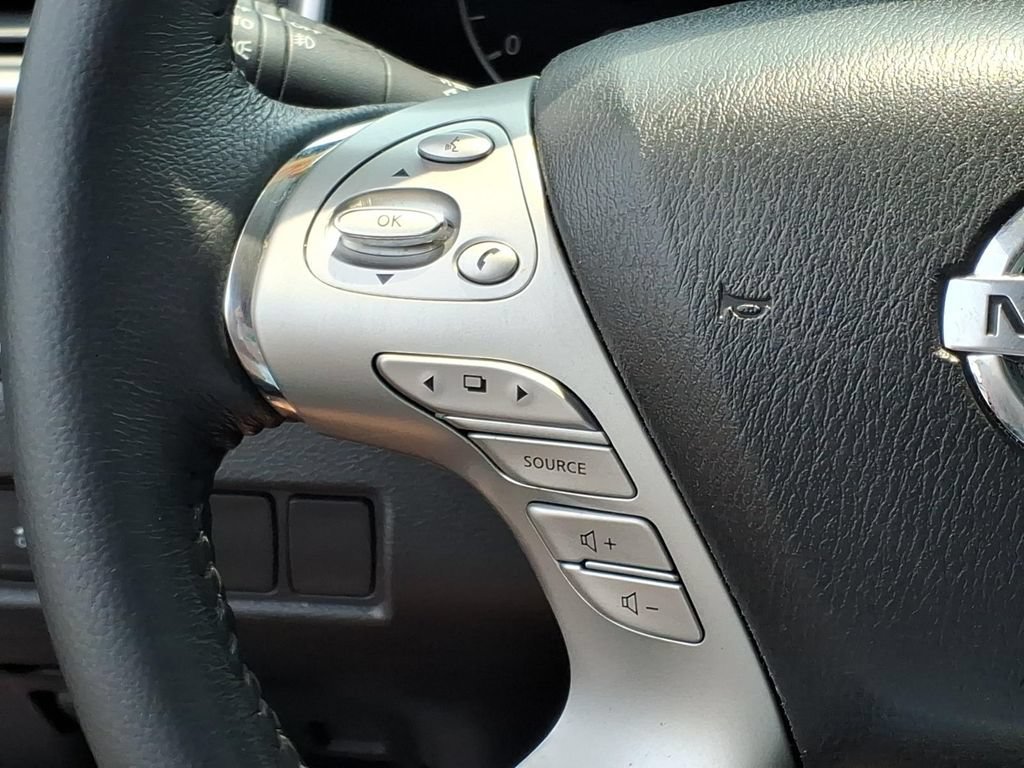 Used 2017 Nissan Murano SV AWD/4WD image 18