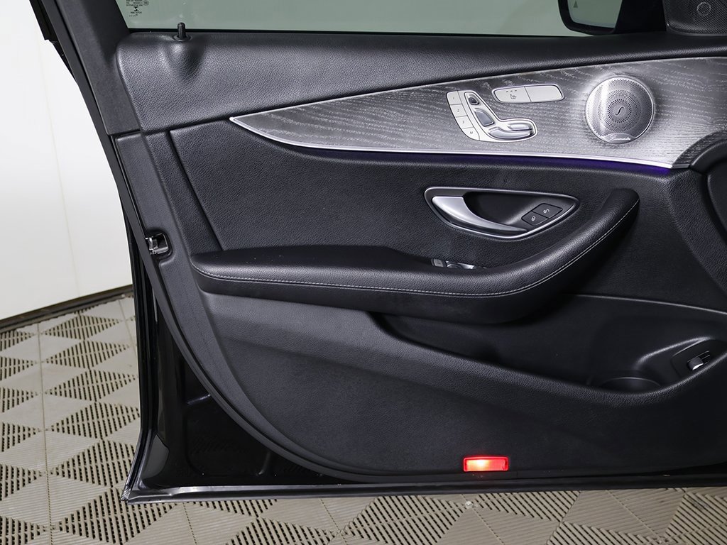 Used 2021 Mercedes-Benz E 350 4MATIC Sedan image 22