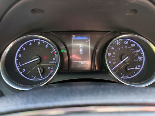 Used 2019 Toyota Camry SE w/ Convenience Package FWD image 18