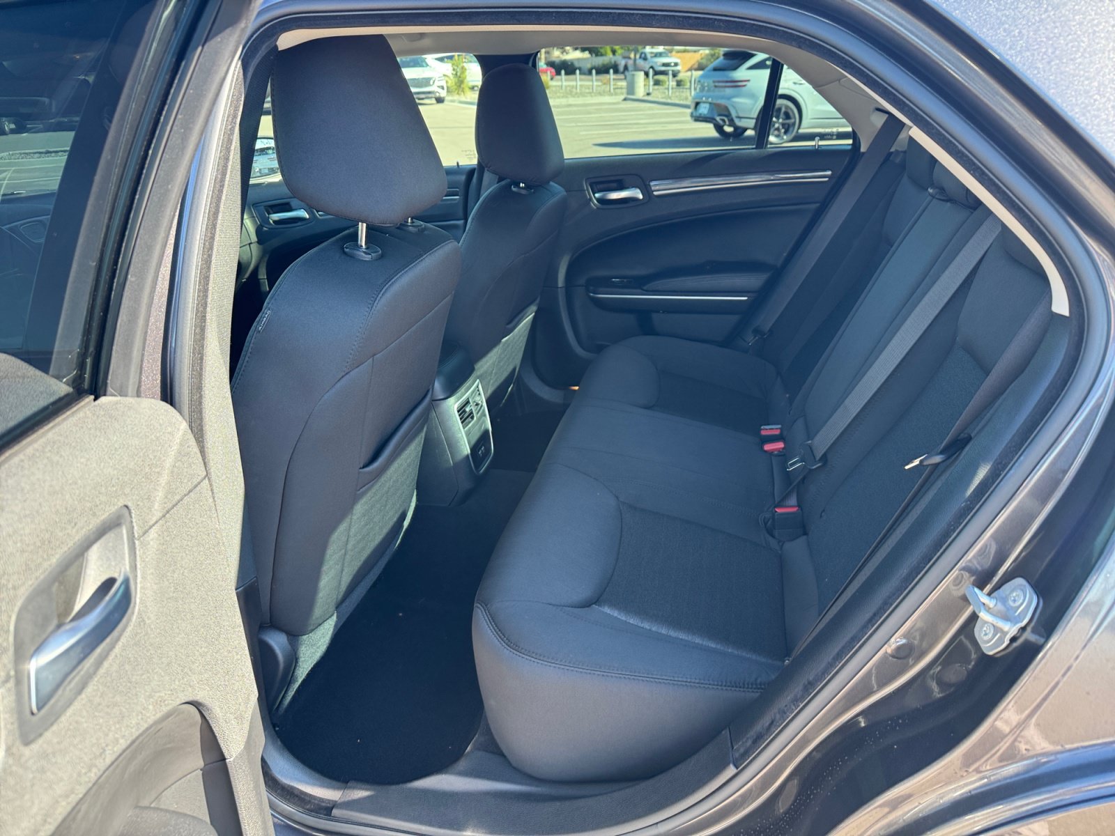 Used 2021 Chrysler 300 Touring w/ Sport Appearance Package RWD image 17