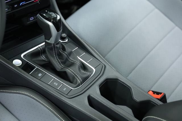 New 2025 Volkswagen Jetta SE image 27