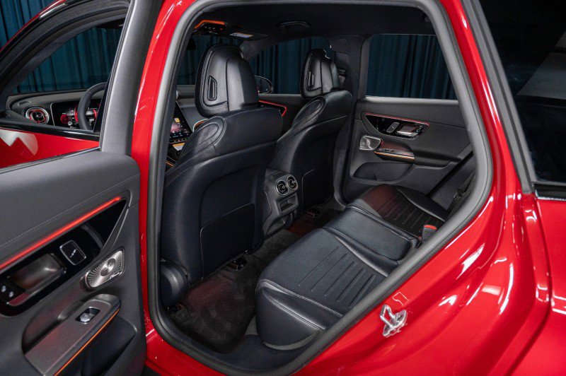 New 2025 Mercedes-Benz GLC 300 image 27