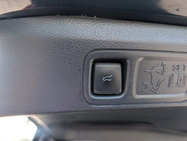 Used 2023 Ford Expedition Limited RWD image 17