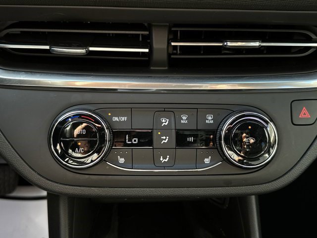 Certified 2024 Buick Envista Preferred w/ Convenience I Package image 25