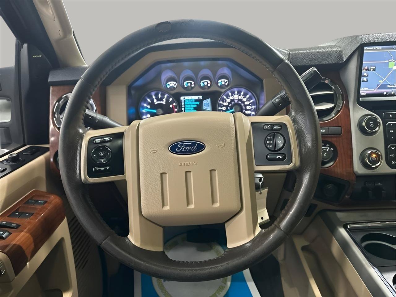 Used 2015 Ford F350 King Ranch w/ FX4 Off-Road Package AWD/4WD image 18