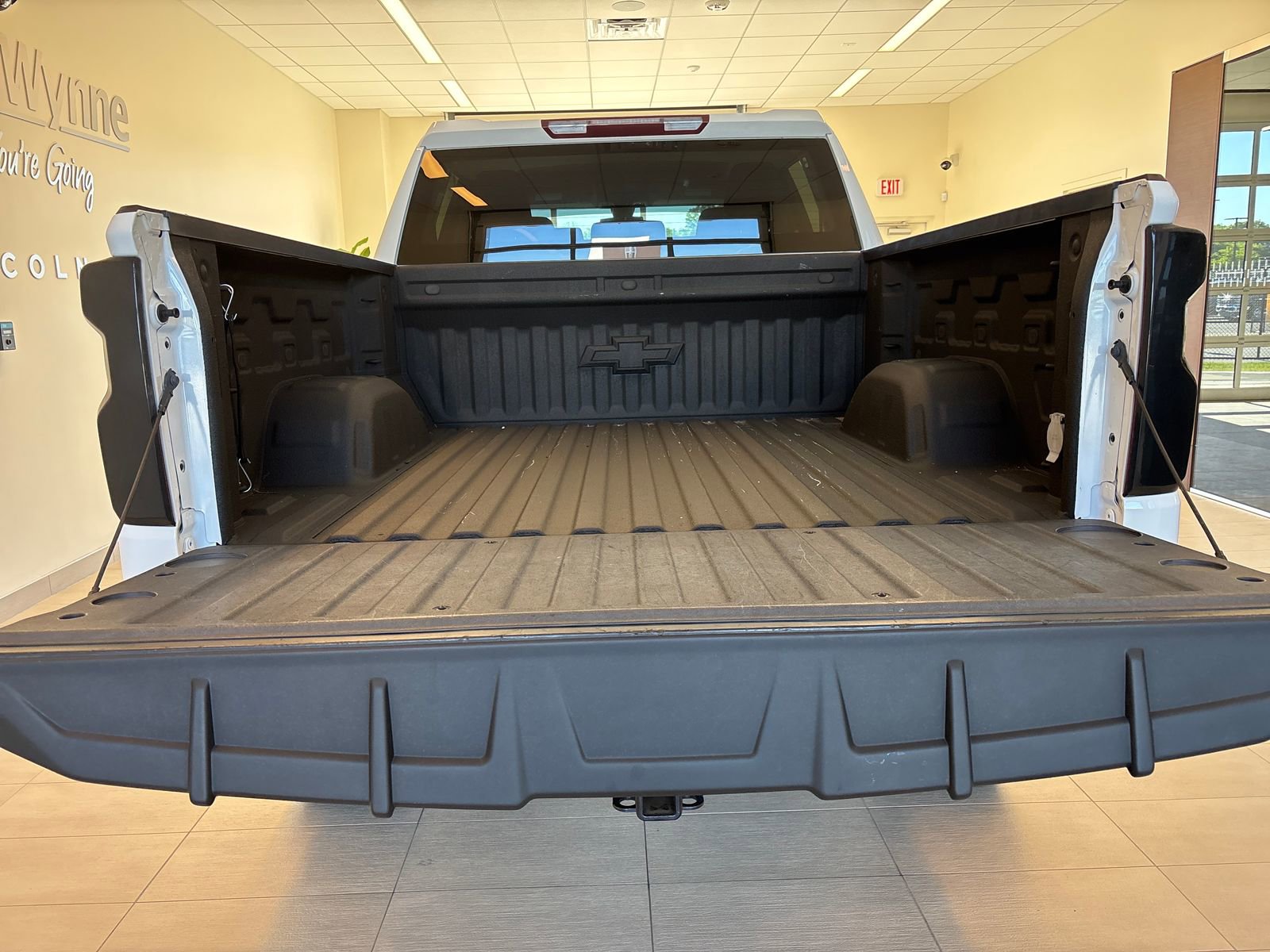 Used 2022 Chevrolet Silverado 1500 Custom Trail Boss w/ Safety Confidence Package AWD/4WD image 10