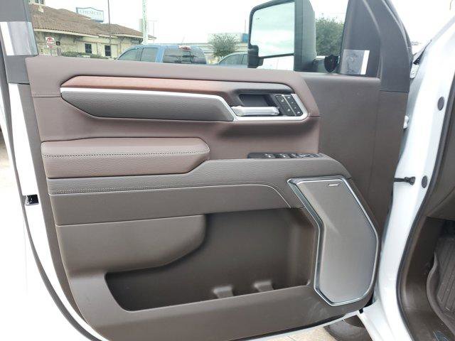 New 2026 GMC Sierra 2500 Denali w/ Denali Reserve Package image 19