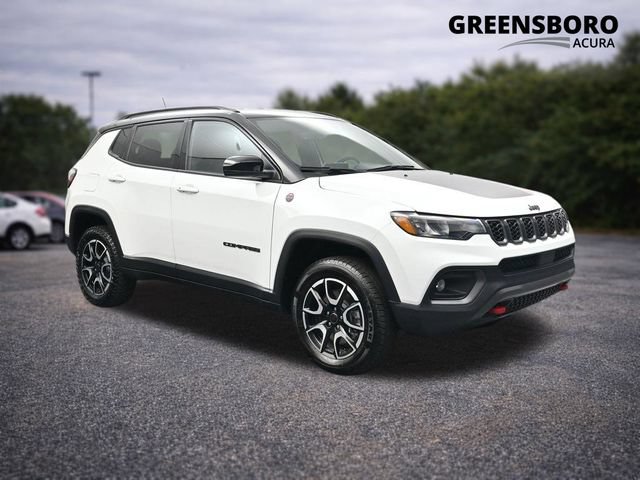 Used 2025 Jeep Compass Trailhawk AWD/4WD 360° Tour