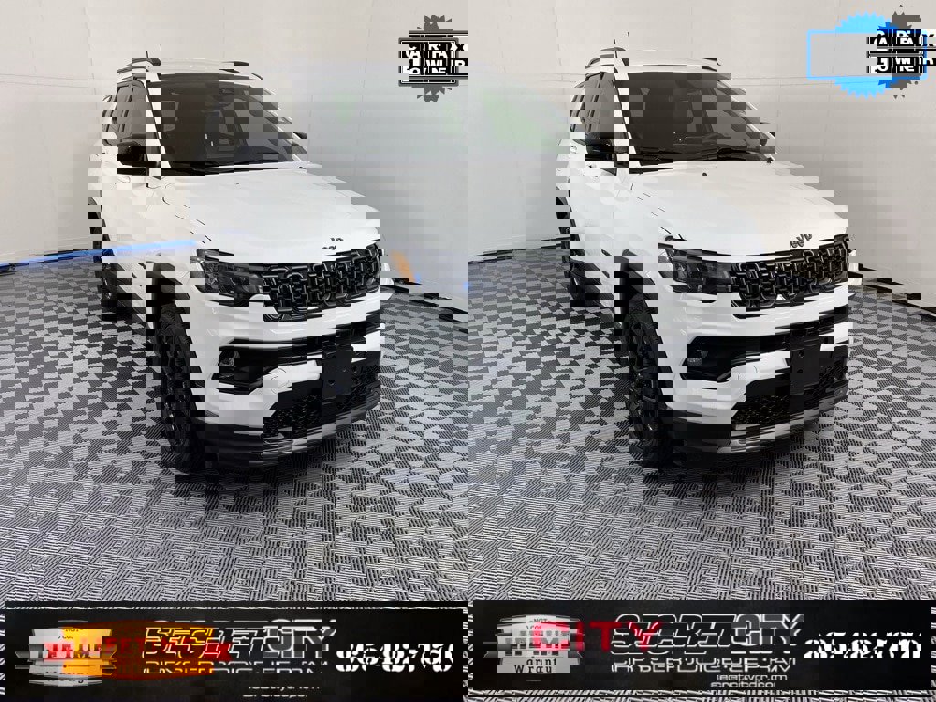 Used 2025 Jeep Compass Latitude w/ Altitude Special Edition