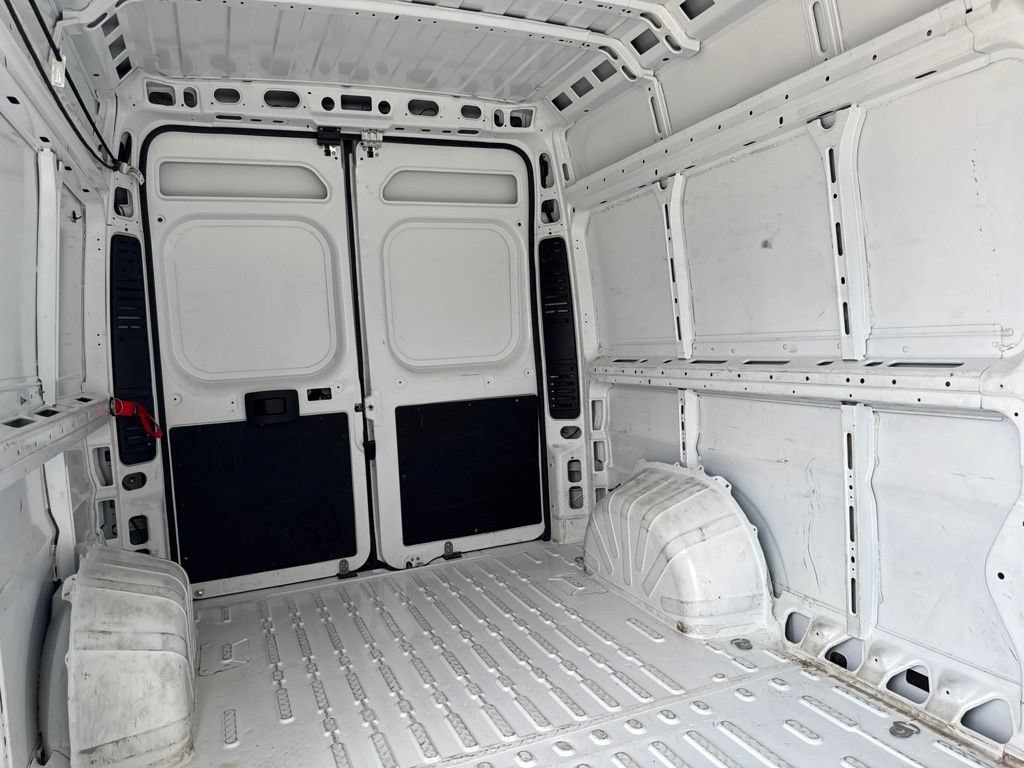 Used 2025 RAM ProMaster 2500 w/ Convenience Group FWD image 22