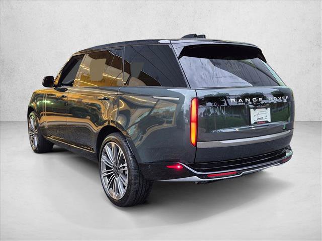 New 2027 Land Rover Range Rover Long Wheelbase SE AWD/4WD image 8