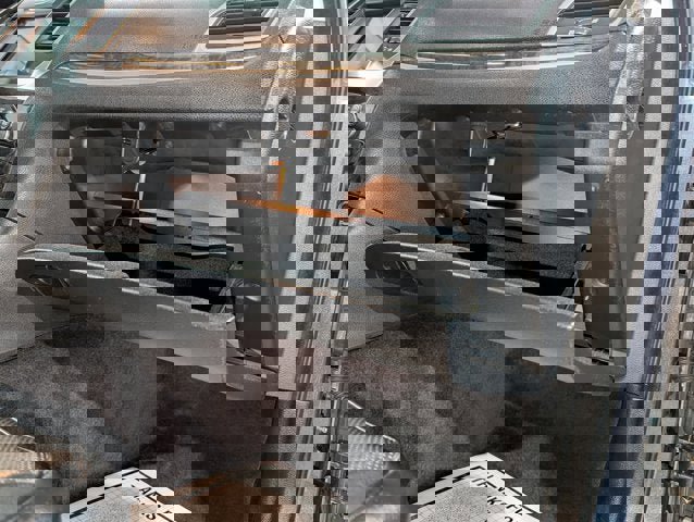 Used 2017 Chrysler 300 C w/ Safetytec Plus Group image 24