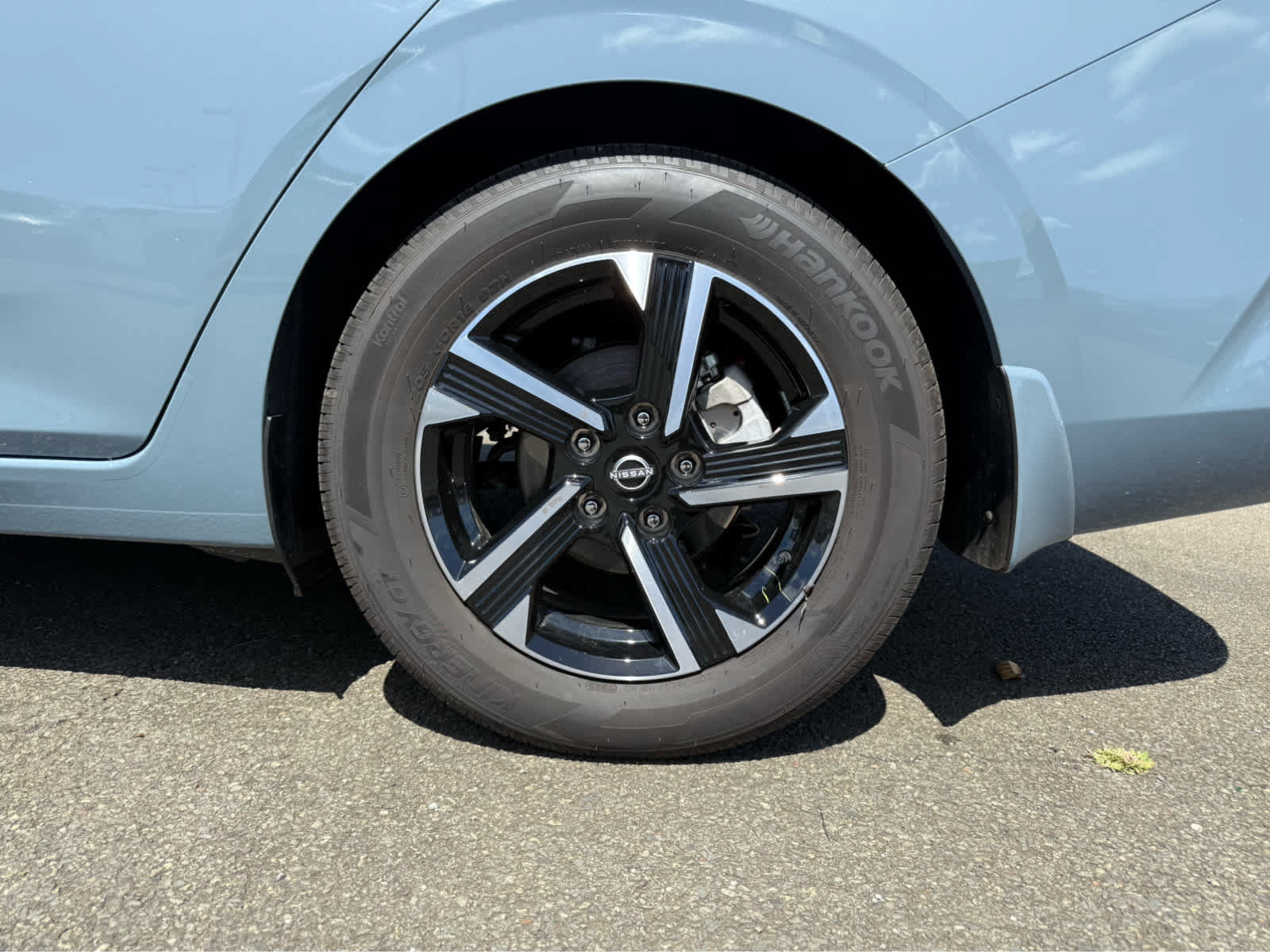 Used 2025 Nissan Sentra SV FWD image 5