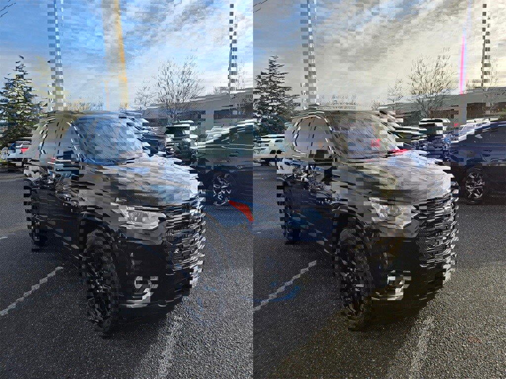 Used 2019 Chevrolet Traverse LT image 3