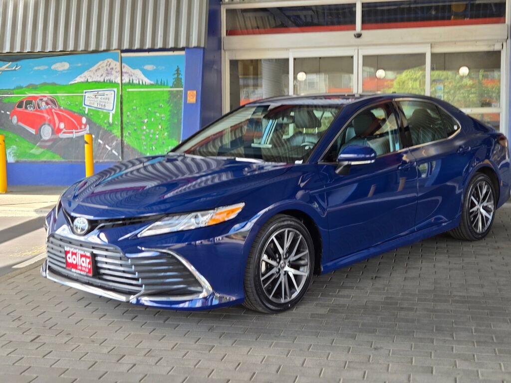 Used 2023 Toyota Camry XLE w/ Cold Weather Package image 1