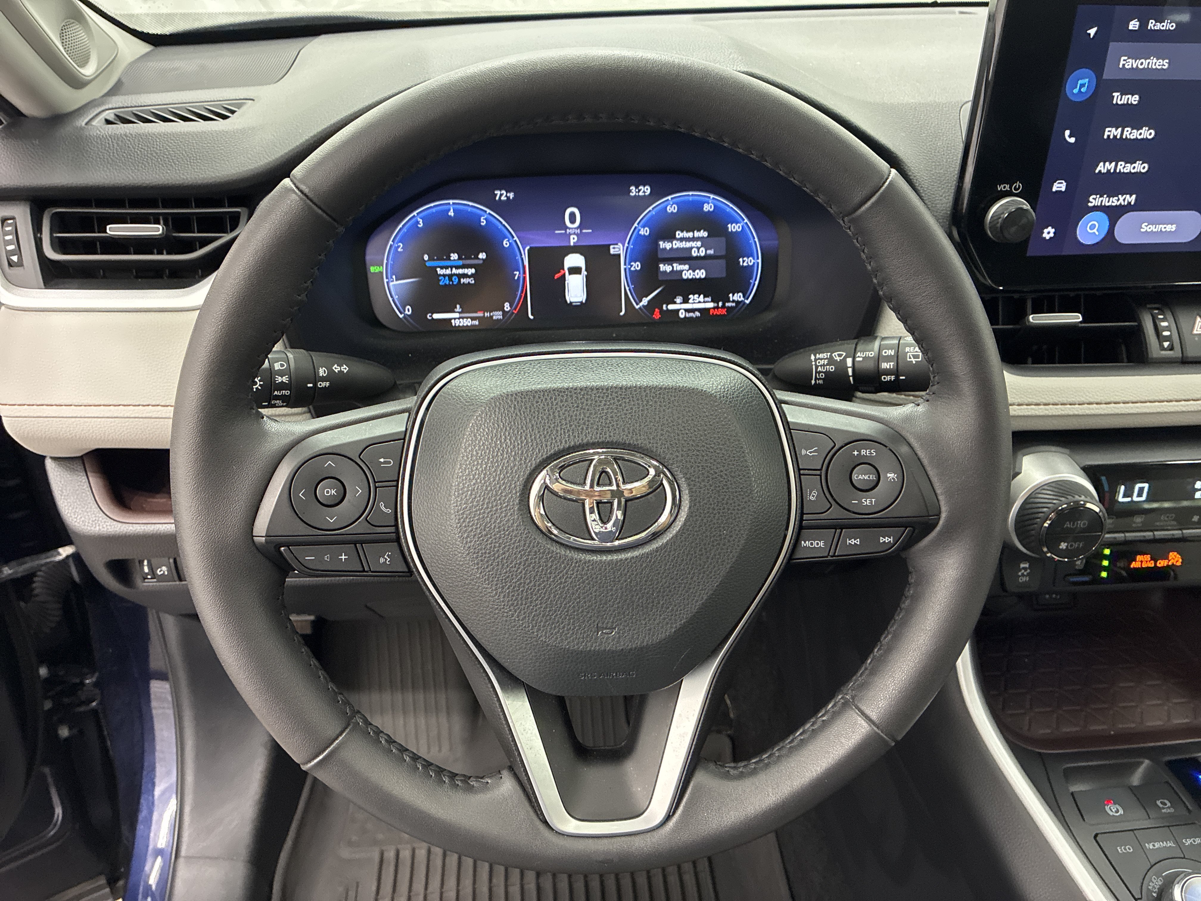 Used 2024 Toyota RAV4 Limited w/ Weather Package AWD/4WD image 23