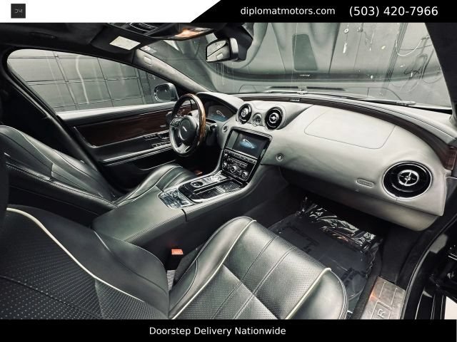 Used 2015 Jaguar XJ L Portfolio AWD/4WD image 19