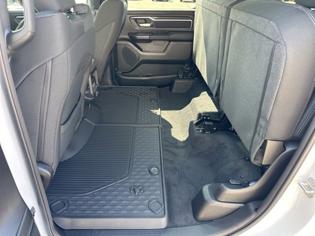 New 2026 RAM 1500 4x4 Crew Cab image 36