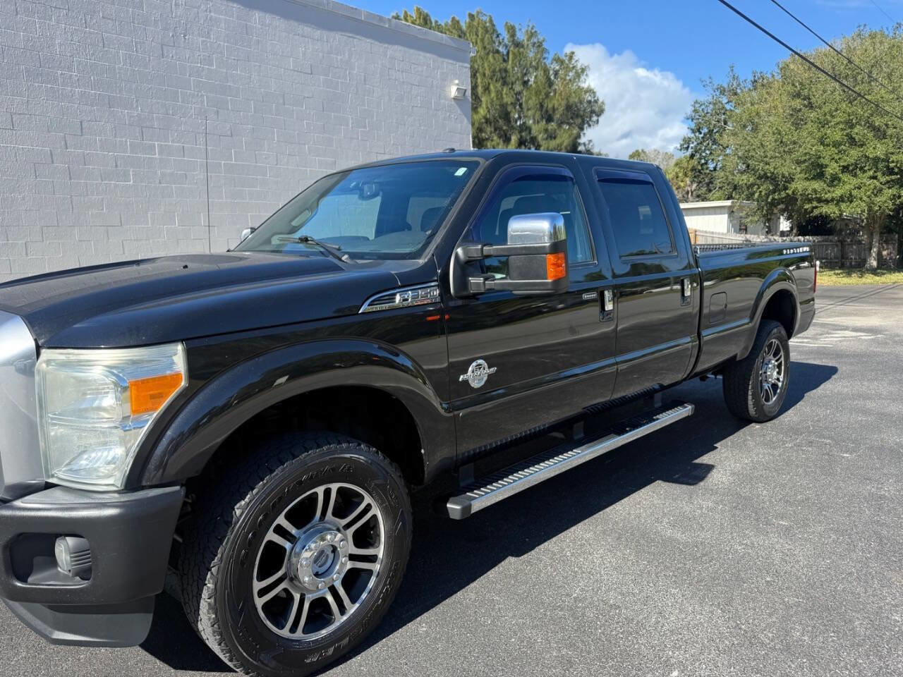 Used 2014 Ford F350 Platinum AWD/4WD image 56