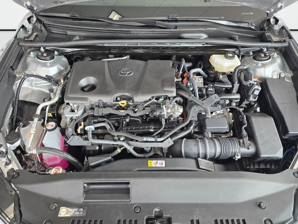 Used 2025 Toyota Camry LE FWD image 12