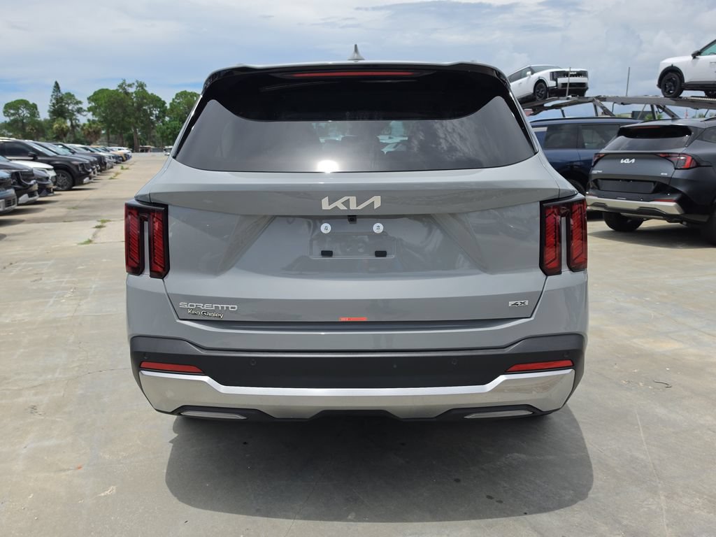 New 2026 Kia Sorento S AWD/4WD image 7