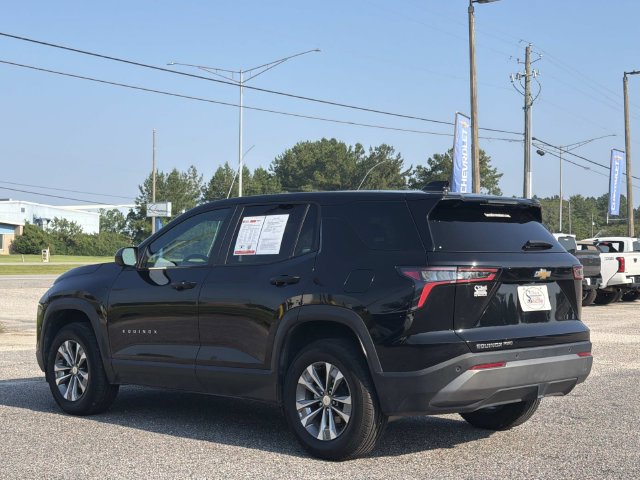 Used 2025 Chevrolet Equinox LT AWD/4WD image 10