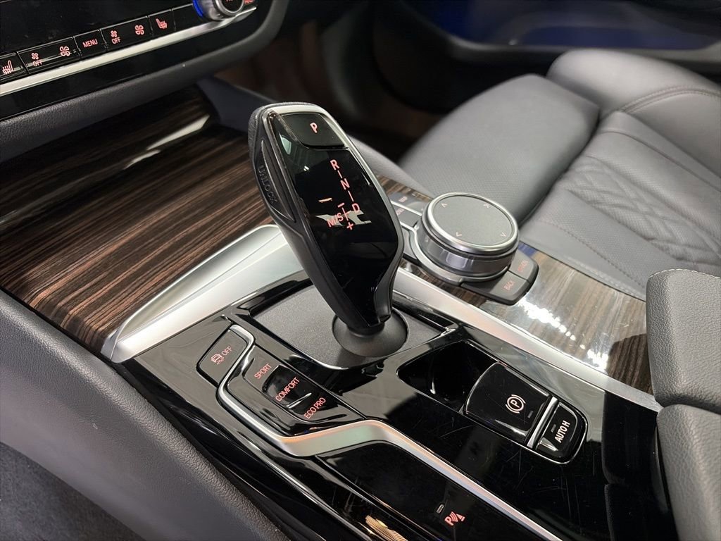 Used 2023 BMW 530i xDrive w/ Convenience Package image 14