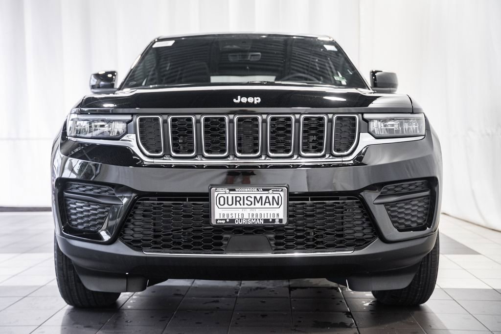 New 2025 Jeep Grand Cherokee Laredo X w/ Luxury Tech Group I image 2