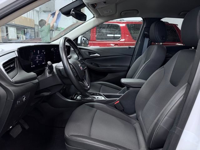 Used 2024 Buick Encore GX Preferred FWD image 15