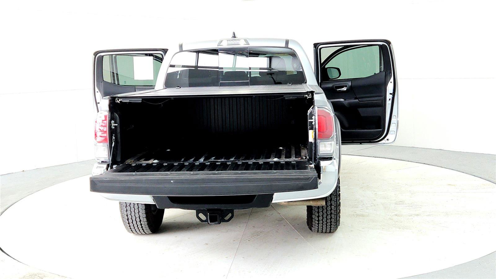 Certified 2023 Toyota Tacoma TRD Off-Road image 11