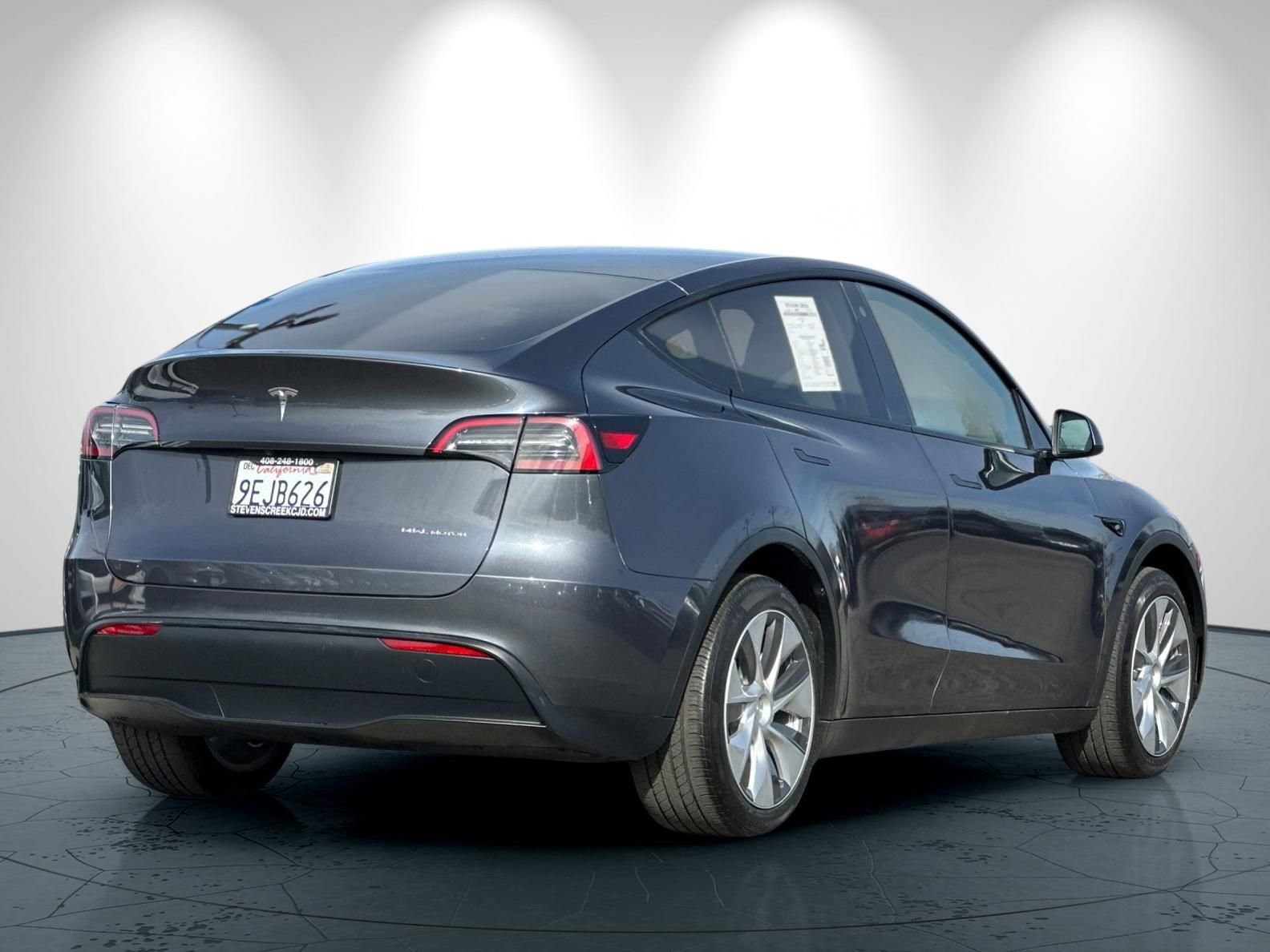 Used 2023 Tesla Model Y Long Range image 4