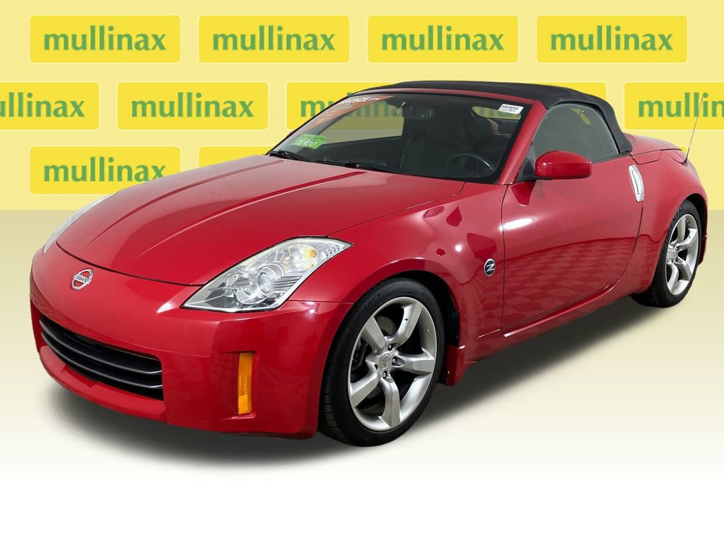 Used 2006 Nissan 350Z Enthusiast w/ (S02) Side Air Bags Pkg image 14