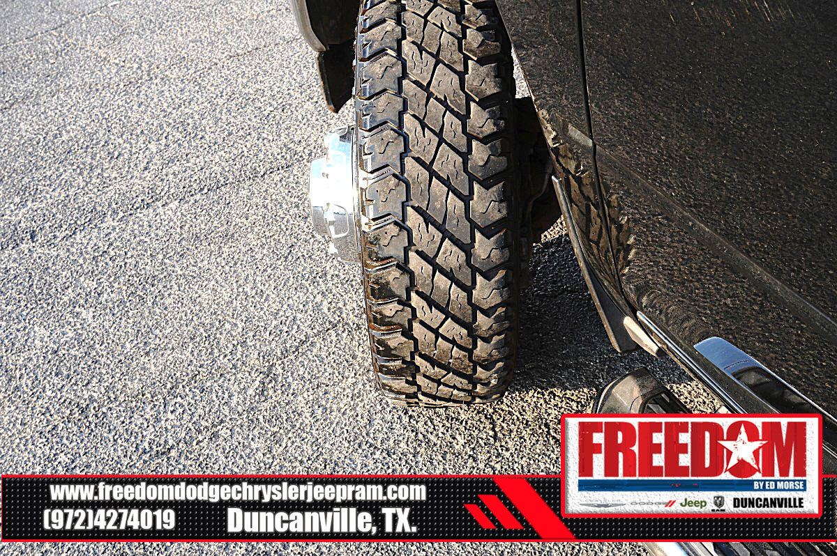 Used 2024 RAM 3500 Tradesman w/ Chrome Appearance Group AWD/4WD image 42