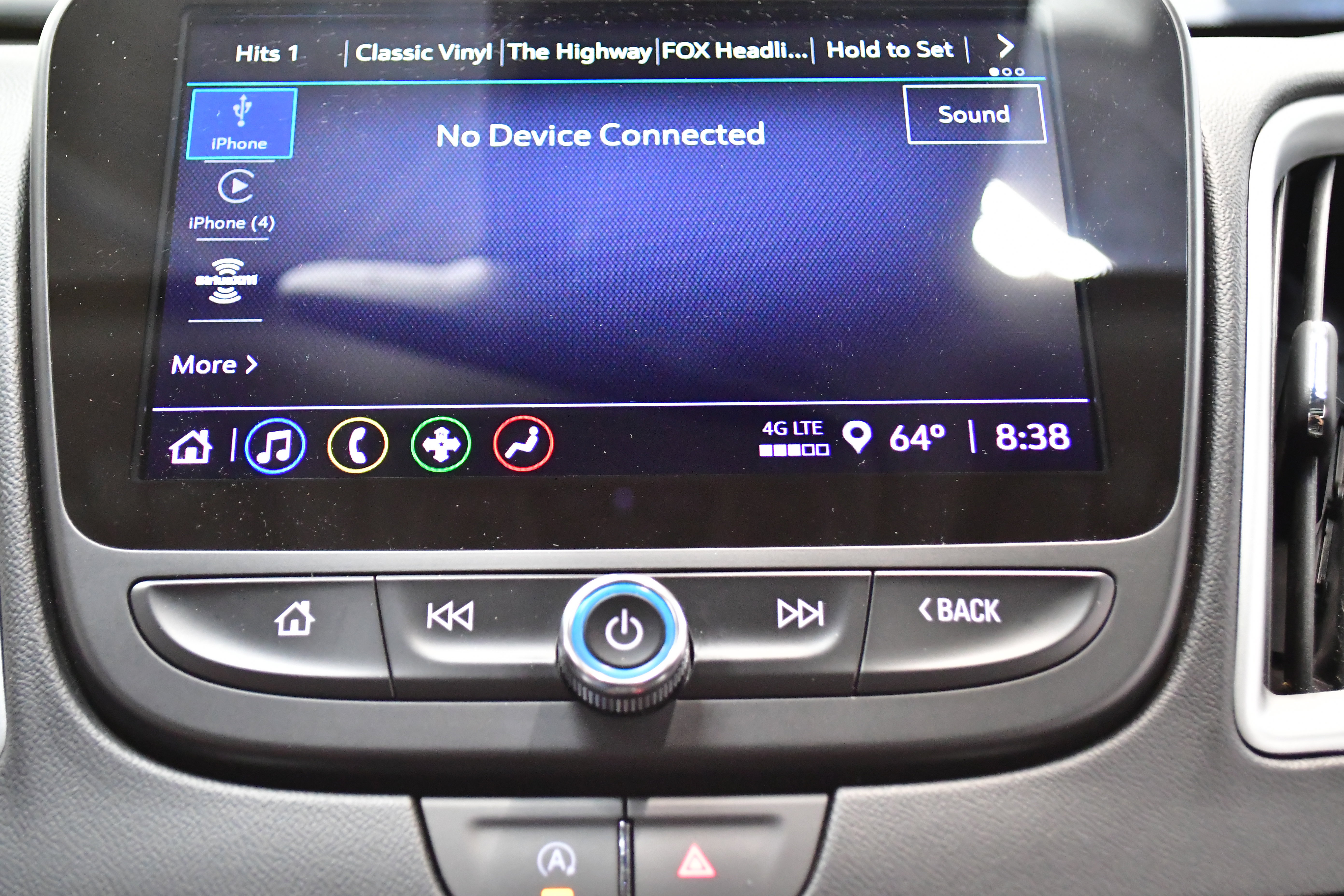 Used 2024 Chevrolet Malibu LT image 47