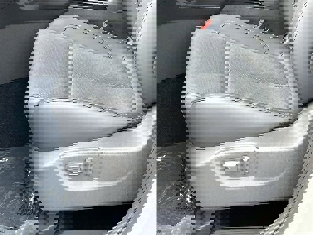 New 2026 Mitsubishi Eclipse Cross AWD image 19