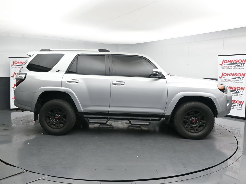 Used 2019 Toyota 4Runner SR5 Premium image 9